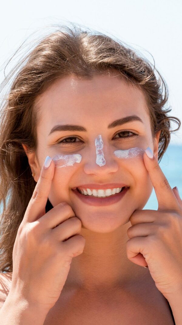 Protection solaire SPF50 Stick, sans teinte – Image 8