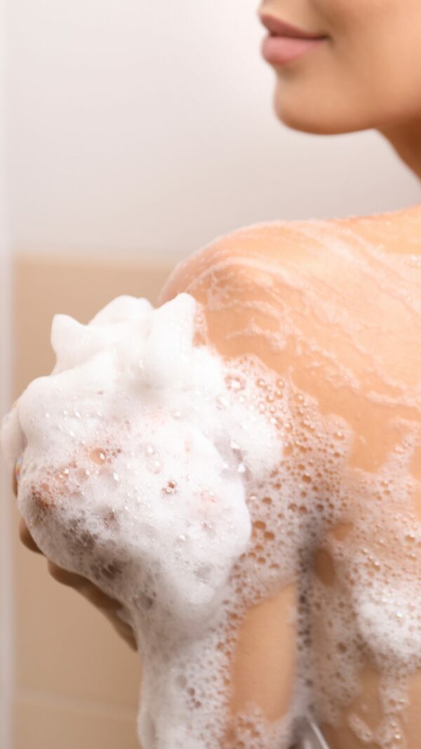 Gel douche & nettoyant mains , patchouli & vanille ambrée – Image 10
